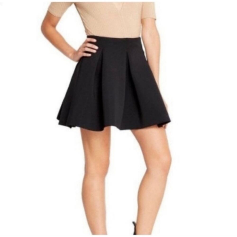 BETHANY MOTA | Scuba‎ Flare Skirt | L